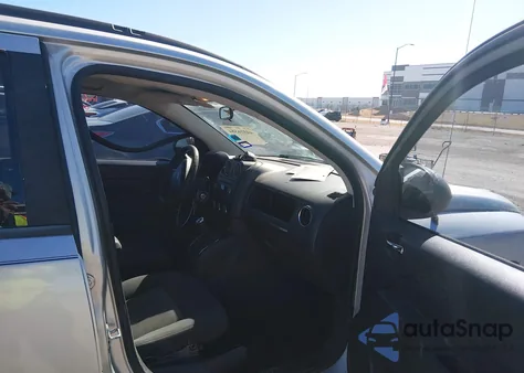 2010 Jeep Compass Sport from USA, damaged, VIN 1J4NT4FB9AD604812